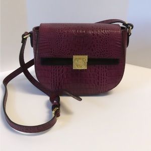 Pifuren Croc Embossed Plum Leather Saddle Crossbody Satchel